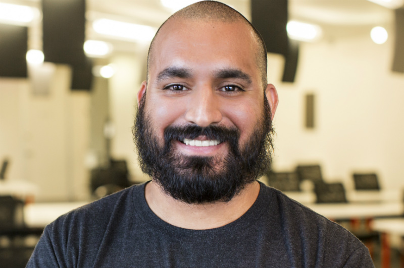 Featured image for Lorenzo Gomez’s Journey from Grocery Store Bagger to Geekdom CEO and Published Author